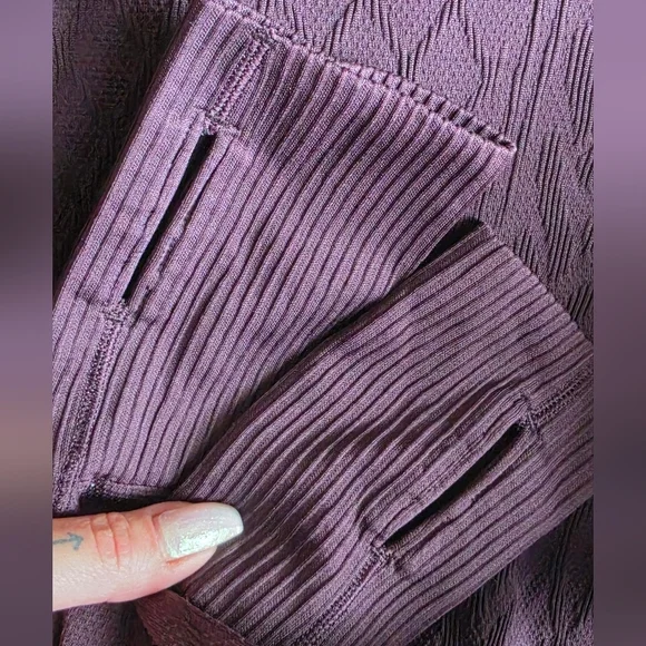 💥 Lululemon Rest Less Hoodie - Picture 9 of 9